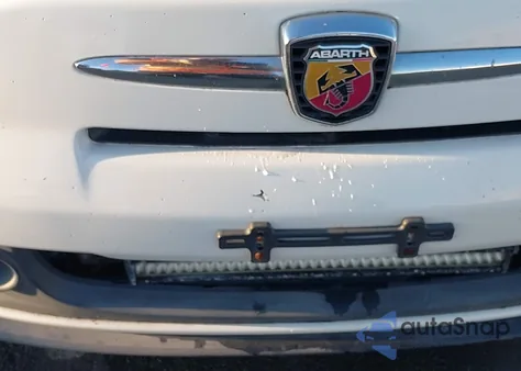 2015 Fiat 500 Abarth z USA, uszkodzony, nr VIN 3C3CFFFH0FT501367